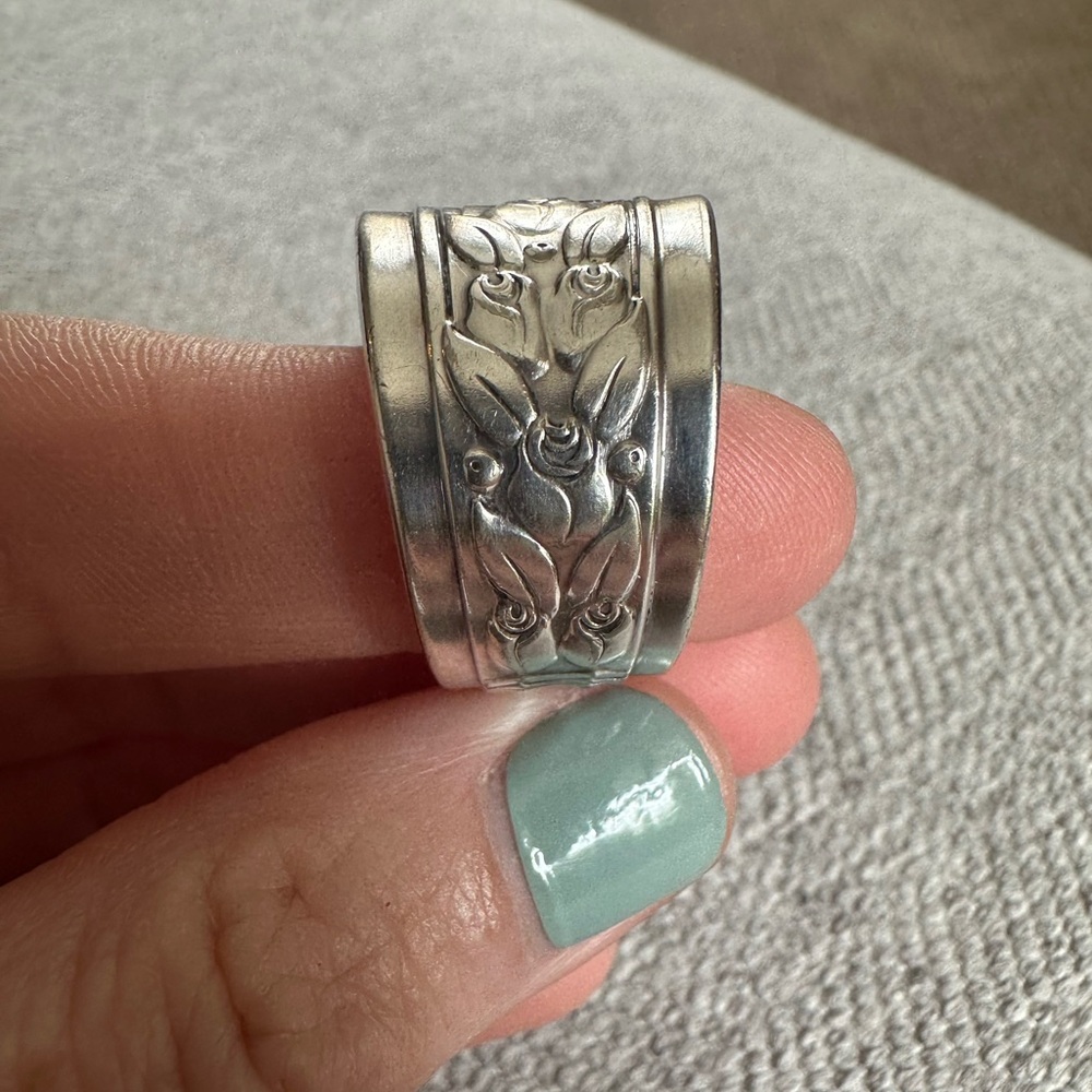 Rose Spoon Ring - Picture 10 of 15